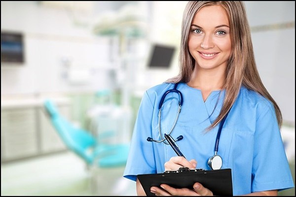 Điều dưỡng làm việc tại Đức không yêu cầu giới tính
